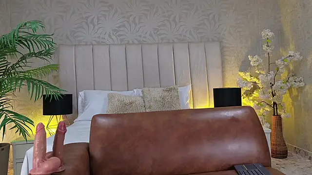 Carrie_GB webcam