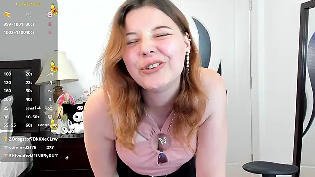Watch pretty_little_thing live on EroticFlix - High definition streams
