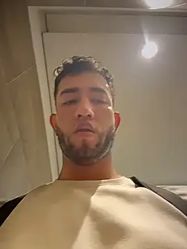 liam_bronw webcam