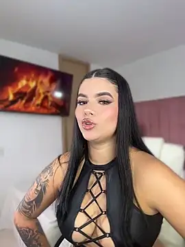 Watch Janettcruz live on EroticFlix - High definition streams
