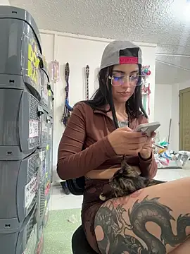 Lucy_699 webcam
