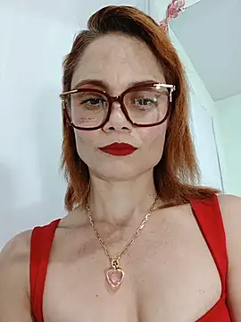 Meganlola live sex cam