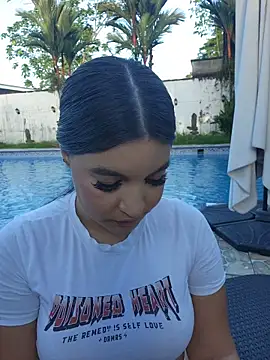 Pretty_Julieta webcam