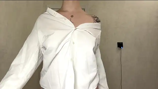Watch MartaCali live on EroticFlix - High definition streams