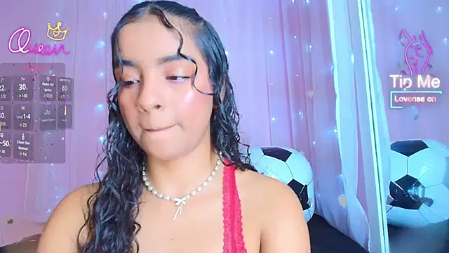 SunnyGilmoree webcam