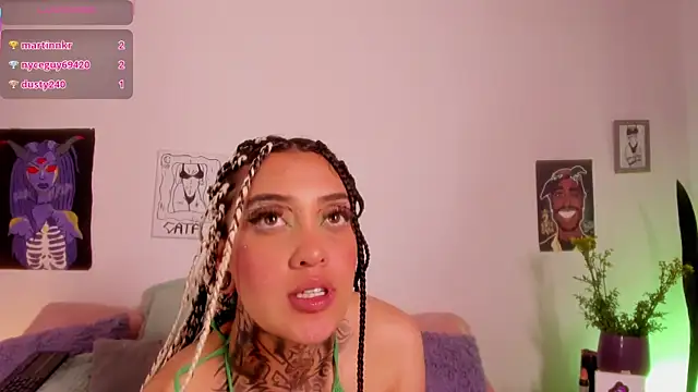 Cata_green webcam