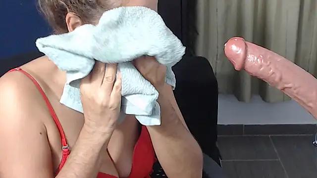 perlahotboobs webcam