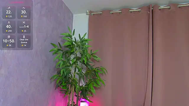 TaylorDiamond webcam