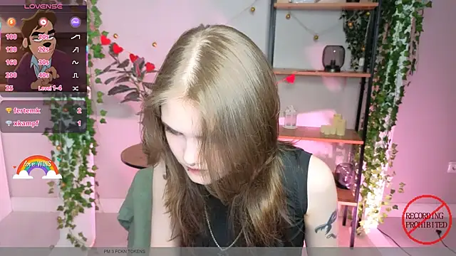 Dilara_xBaby webcam