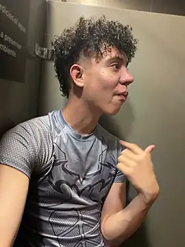 yoursexyjose webcam