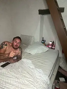 Watch Velvetshadow_48 live on EroticFlix - High definition streams