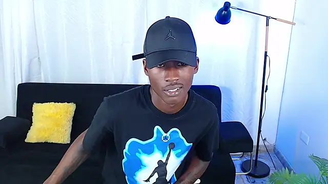 alexaandro18 webcam