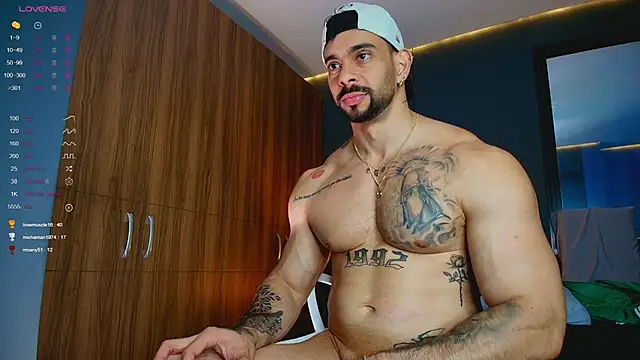 massimo_visconti (M young) - 💥stand up and pose slowly💥