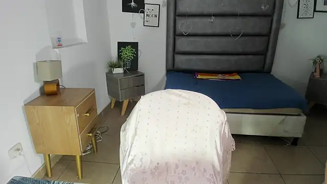 Watch lauren_rios7 live on EroticFlix - High definition streams