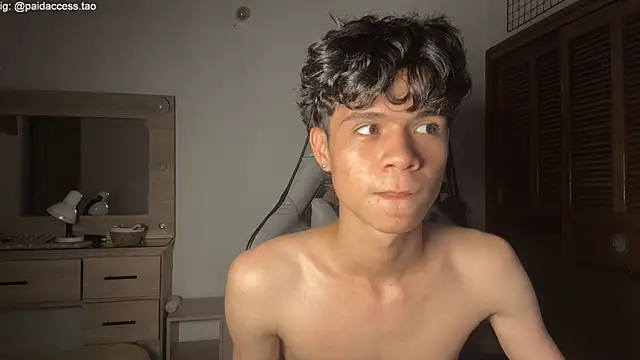OopsAgain_ webcam