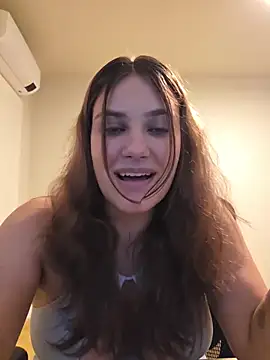 miarides19 (F teen) - I will suck dildo 😳😳