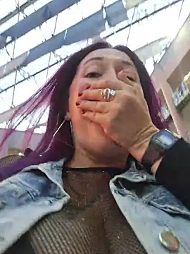 Watch sophie_banger live on EroticFlix - High definition streams