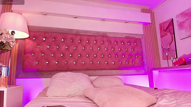 Andy_Leex live cam on StripChat