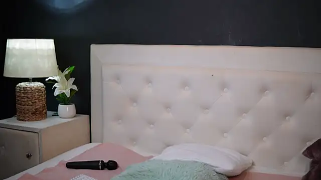 DaliaParis webcam