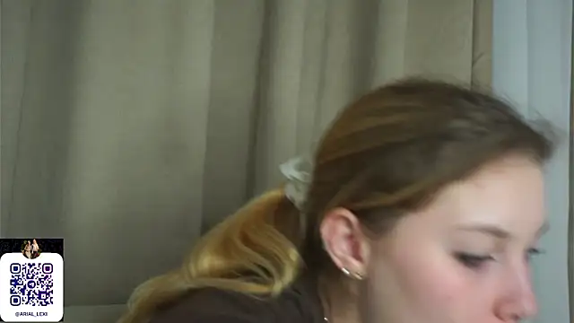 Watch Sairallyn live on EroticFlix - High definition streams