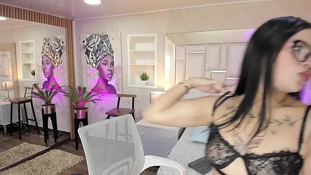 ItsHadee webcam