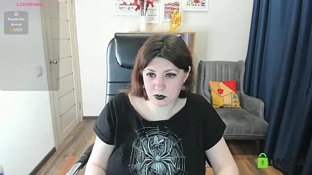 Black_Black_Rose webcam