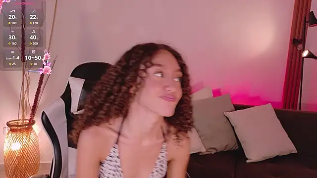 ChloeMoreti webcam