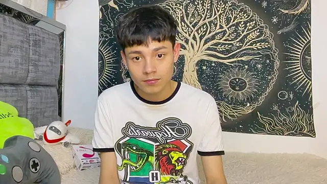 Andy_Belier23 live cam on StripChat