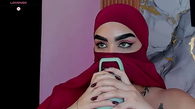 Maissa_Alabi live cam on StripChat