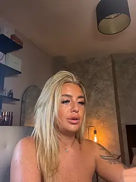 CharlottemilfUKx