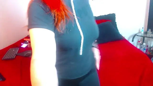Watch dairia_meraky live on EroticFlix - High definition streams