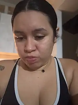 Pretty_Isadora webcam