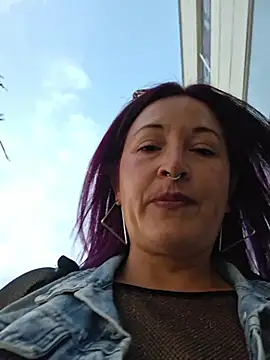 Watch sophie_banger live on EroticFlix - High definition streams