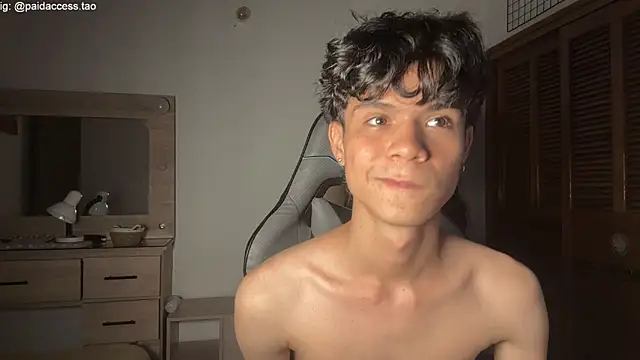 OopsAgain_ webcam