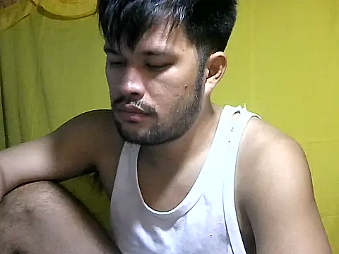 HairyHottestpinoyHandsome webcam