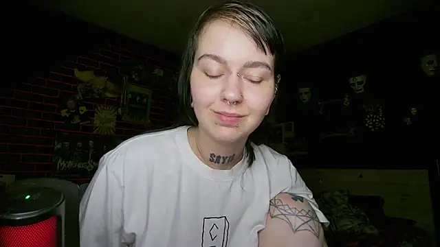 MessalinaOfficial webcam
