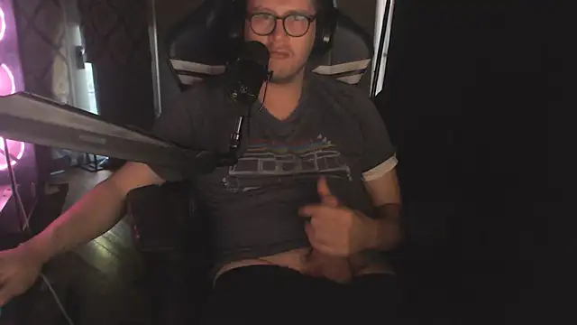 chicostick413 webcam