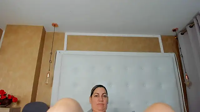 Heidy_milf webcam
