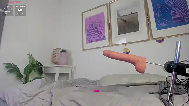 valka_collinss webcam