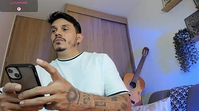 alejandro_stark webcam