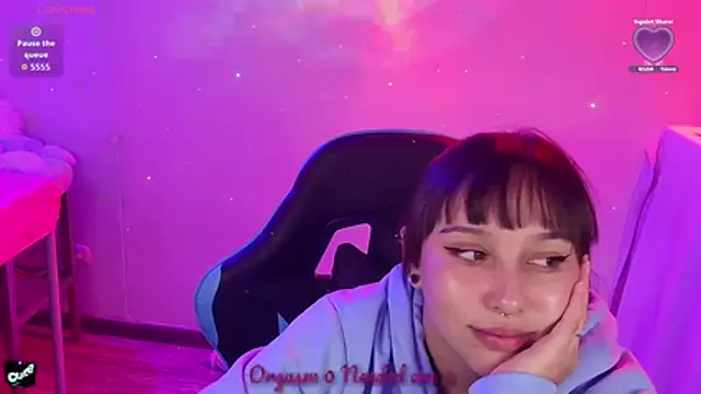 Skarlet_Adams28 webcam