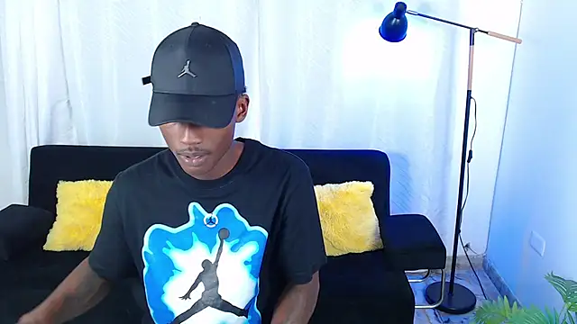 alexaandro18 webcam