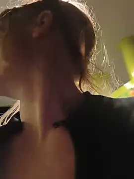 LaraLanee webcam