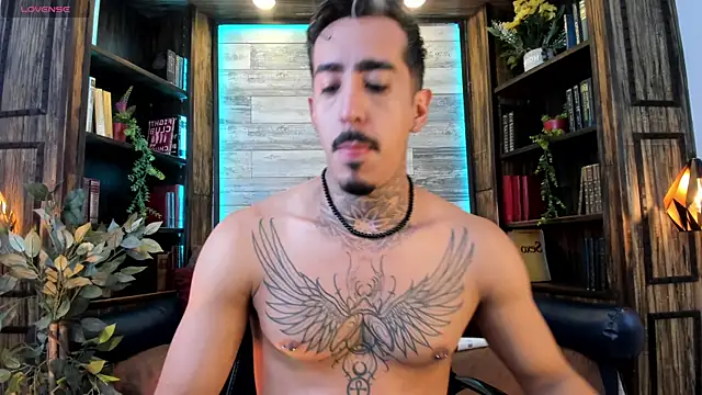 Donovan_Desmond webcam