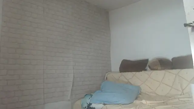 EmmaSquirt webcam