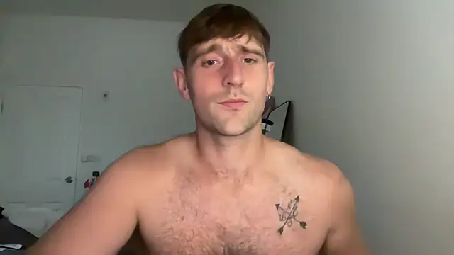 lukegunn Live Webcam on Stripchat