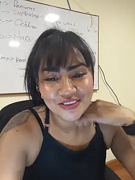Watch Ariana_Rodriguez live on EroticFlix - High definition streams