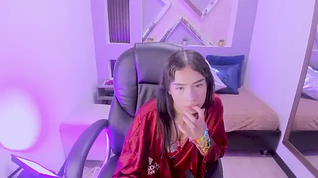 Hanna_Bloomm webcam