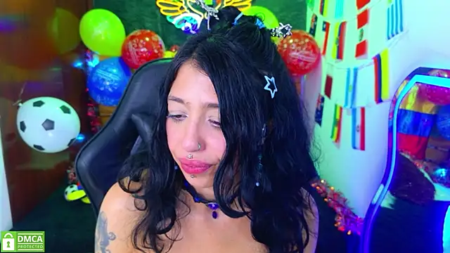 Watch REDHOTTER_ live on EroticFlix - High definition streams