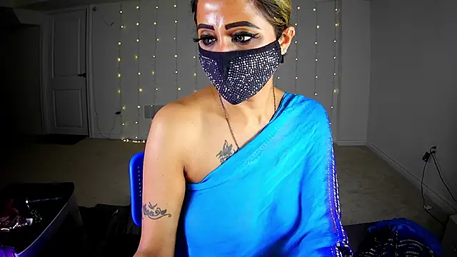 Ravishing_Roma